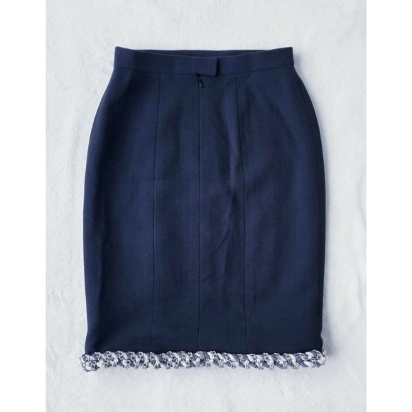 CHANEL VINTAGE 1980s RARE SUPERRRR CHUNKY CHAIN & PEARL PENCIL SKIRT F-40 / US-8 - Picture 3 of 13